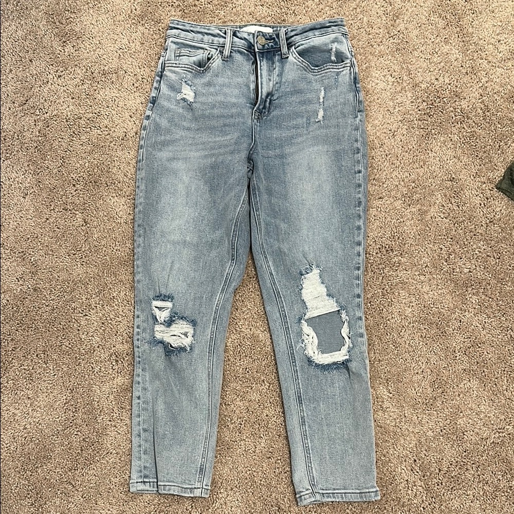 Vervet Distressed Jeans